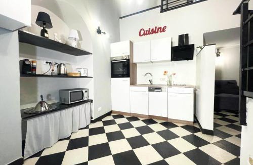Genoa Historical Centre Apartment | Casa Gregiu' 400 m Acquario