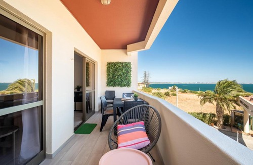 Ameijeira Apartment | Casa Leste - Seav View, Iberlagos Resort, Dona Ana Beach
