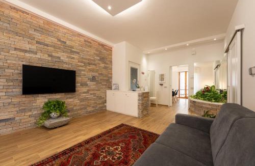 Seano House | Casa Lo&Ma