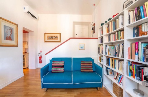Salario Apartment | Casa Medina, Charme in 5 min From Villa Borghese