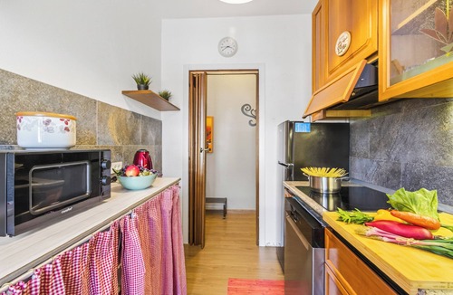 Nebbiuno Apartment | Casa Mirella quiet 2BR with View, Balcony and AC, Nebbiuno, Italy