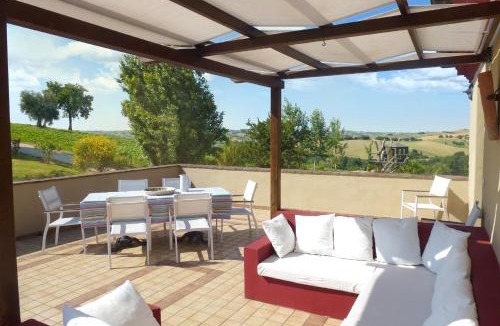Montecarotto Apartment | Casa Montale