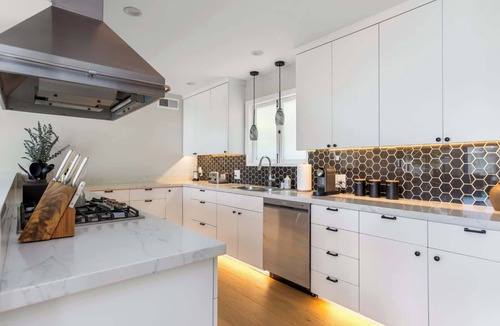 Hollywood Hills West Villa | Casa Olivia by Oraklus
