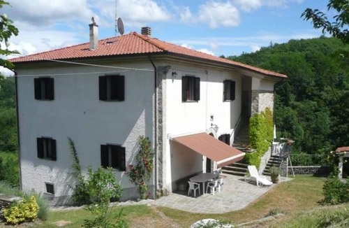 Tornolo Apartment | Casa Pastano, stunning farmhouse in Italian hills