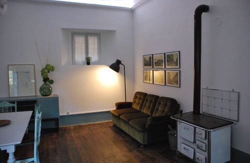 Costigliole Saluzzo Apartment | Casa Regis - Apartment in old mansion