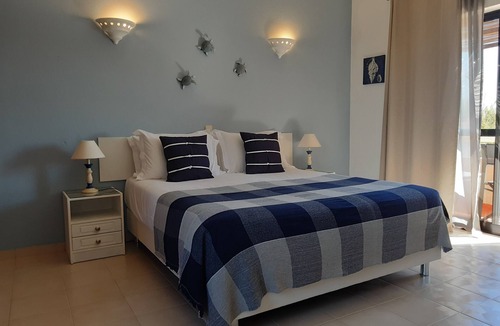 Praia da Luz Bed & Breakfast | Casa Rosa Montes
