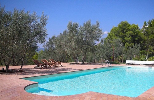 Monterotondo Marittimo House | Casa Ruta D: A characteristic and welcoming apartment surrounded by the greenery, with Free WI-FI.