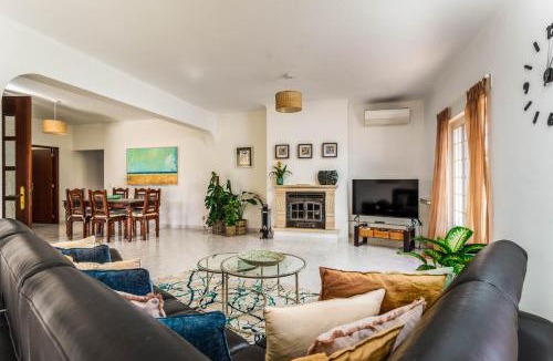 Aljezur Villa | Casa Sol a Sol - Villa with Swimming Pool by Lisbeyond