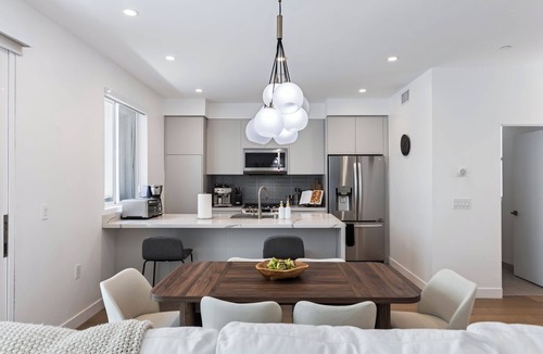 Hollywood House | Casa Sycamore by Oraklus