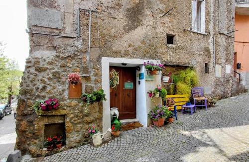 Sutri House | Casa vacanza La Mia Casetta Sutri Centro Storico