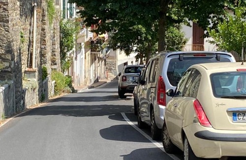 Pigna Apartment | Casa Vacanza Pigna
