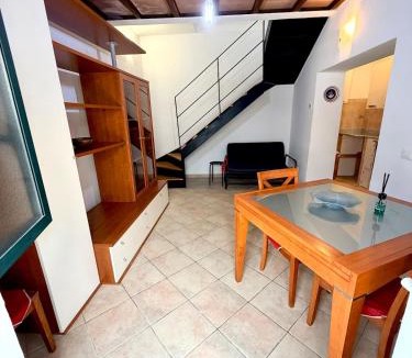 Carrara Apartment | Casa vacanze a 5 minuti da mare e Alpi apuane