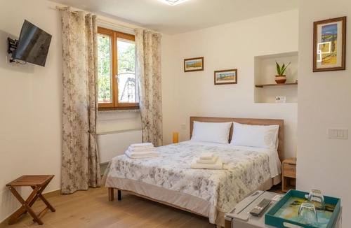 Montalcino House | Casa Vacanze L'Albergheria