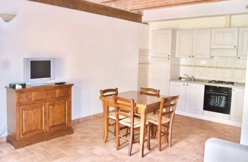 Casalappi Apartment | Casalappi 3-bedroom apartment with garden