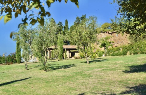 Casalappi Apartment | Casalappi three-room 4-bed apartment in hamlet with pool