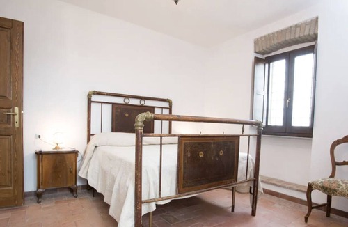 Vitorchiano House | Casale Le Bifore - Self-catering in Vitorchiano - Traditional country house