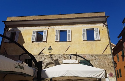 San Lorenzo al Mare Apartment | Case Antico Comune