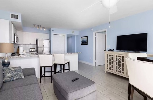 Tavernier Condo | Castaway Key - Oceanfront Condo with Double Balconies & Marina Access