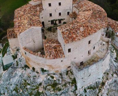 Acquasanta Terme House | Castel Di Luco - Authentic 11th-Century Castle