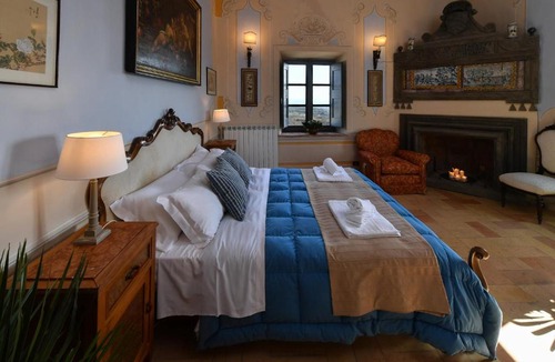 Roccalvecce Hotel | Castello Costaguti