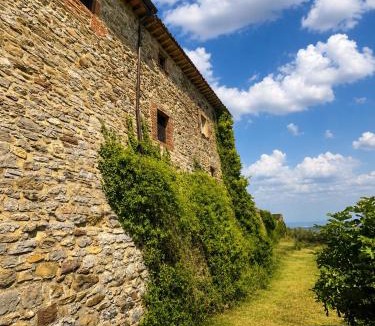 Panicale House | Castello di Mongiovino Vecchio "La Casa in Piazza"