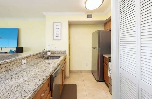 Tavernier Condo | Catch the Day, Toast the Night- Fish, Dive & Island Vibes!
