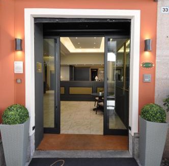 Stresa Hotel | Cavour 30TRE - Moderno per tradizione