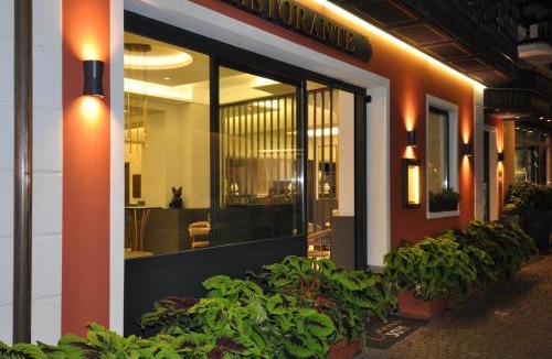 Stresa Hotel | Cavour 30TRE - Moderno per tradizione