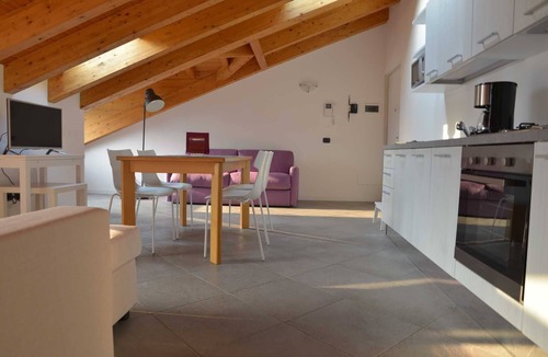 Lecco Apartment | Cece' Dependance