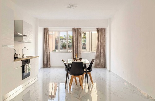 Ventimiglia Apartment | Central 1BDR/4P flat in Ventimiglia