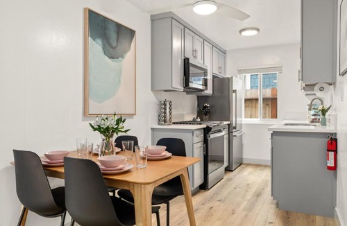 Eastside Apartment | Central Apartment in a Hip Walkable Neighborhood NRP23-01143