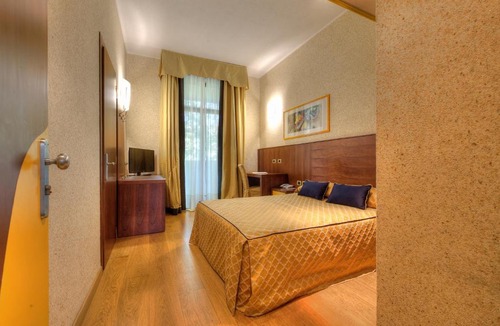 Old Town Hotel | Central Park Hotel Modena