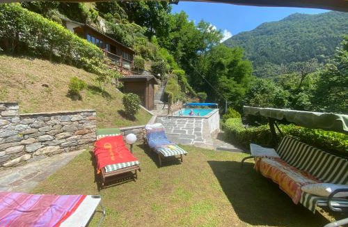 Loreglia House | Chalet con piscina riscaldata e sauna privata vicino al Lago Orta