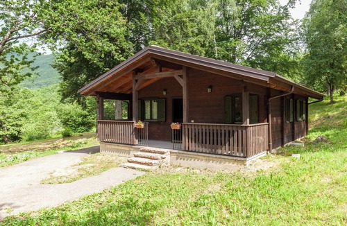Sillano House | Chalet Scoiattolo with Mountain Views and Terrace