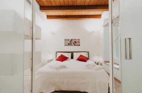 Centro Storico Apartment | Charme in Centro with private parking