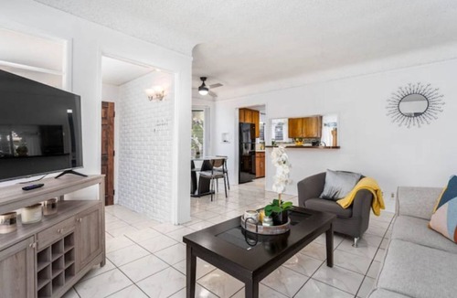 Gardena House | Charming 3bed/2bath home-Near El Camino/LAX/Beach
