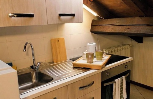 Ravarino Apartment | Charming Attic Near Modena |Parking|self & flex CI