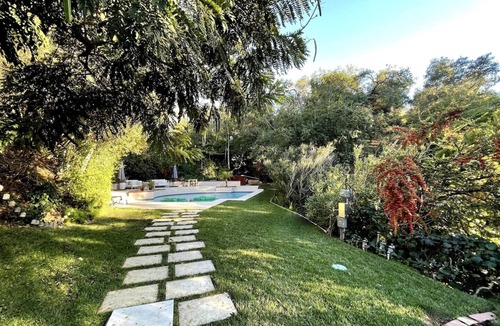 Beverly Glen Villa | Charming Bel Air Resort Villa with Pool 4 min from Sunset