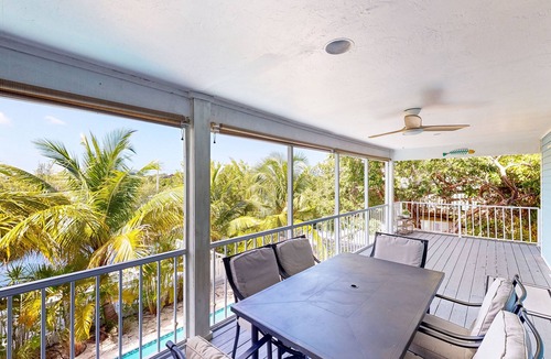 Big Pine Key House | Charming canal-front retreat private Pool, AC, Wi-Fi, washer/dryer