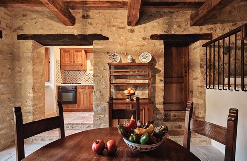 Umbertide House | Charming House in Umbria with Pool and Garden
