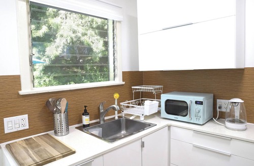 Silver Lake House | Charming Silver Lake bungalow
