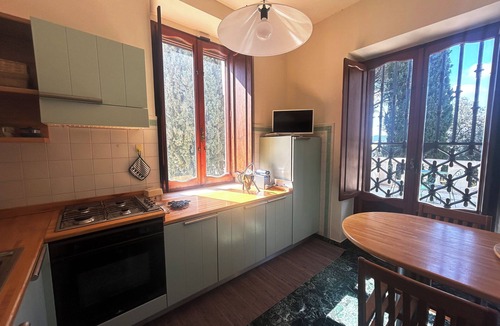 Izzalini House | Charming Villa near Todi | Secular Park & Panoramic Terrace