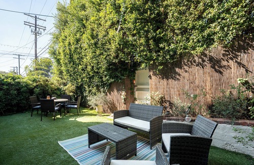 Beachwood Canyon House | Chateau Beachwood