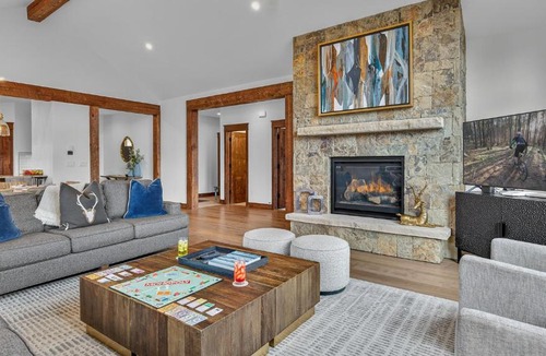 Baldy Mountain House | Cherrybrook Chalet