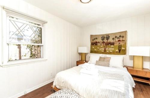 El Porto House | Chic Beach Bungalow 3 Blocks from the Sand