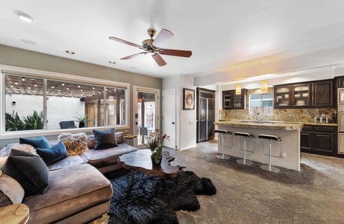 The Strand House | Chic Family Beach Home on Coveted Flat Walk Street. Pet Friendly!
