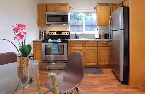 Park Mesa Heights Apartment | Chic LA Studio Oasis near LAX, SoFi, USC, DTLA