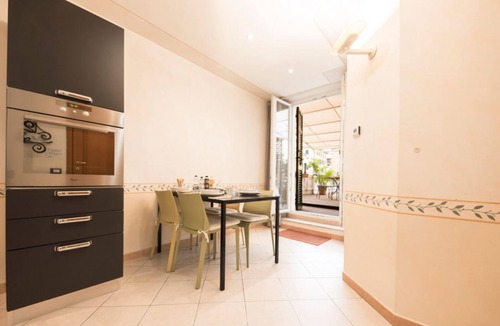 San Vincenzo Bed & Breakfast | City Center|Terrace & Jacuzzi|Room Dolce vita Tilo