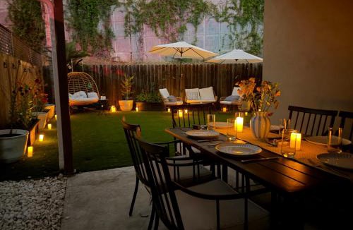 McLaughlin Villa | City escape near beach sunsets & LA adventures