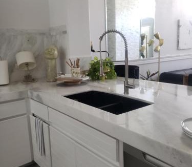 Airport Area Apartment | CLOUD NINE - Elegance & Comfort